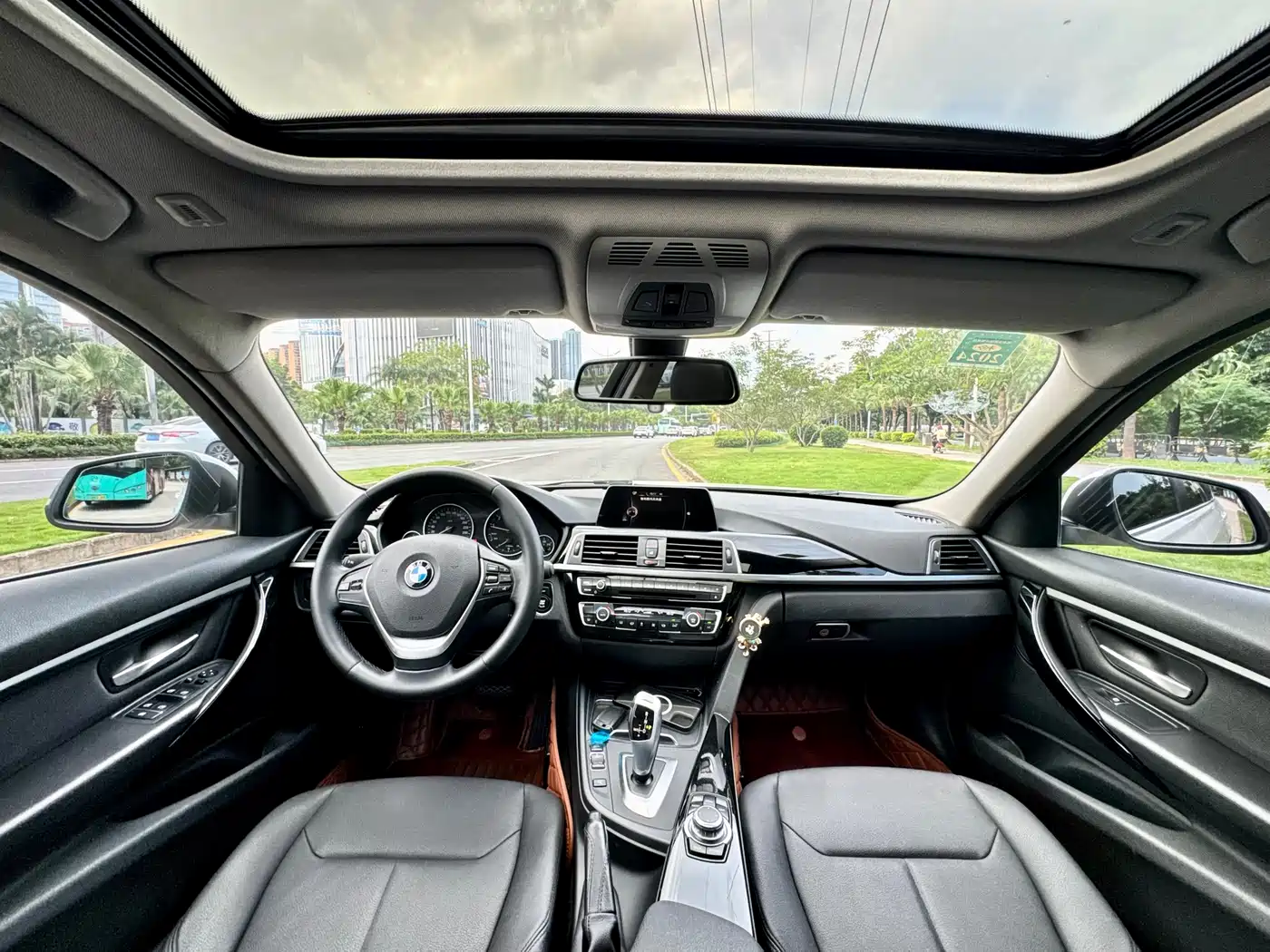 BMW 3 Series 2016 320Li Fashion Model фото 11