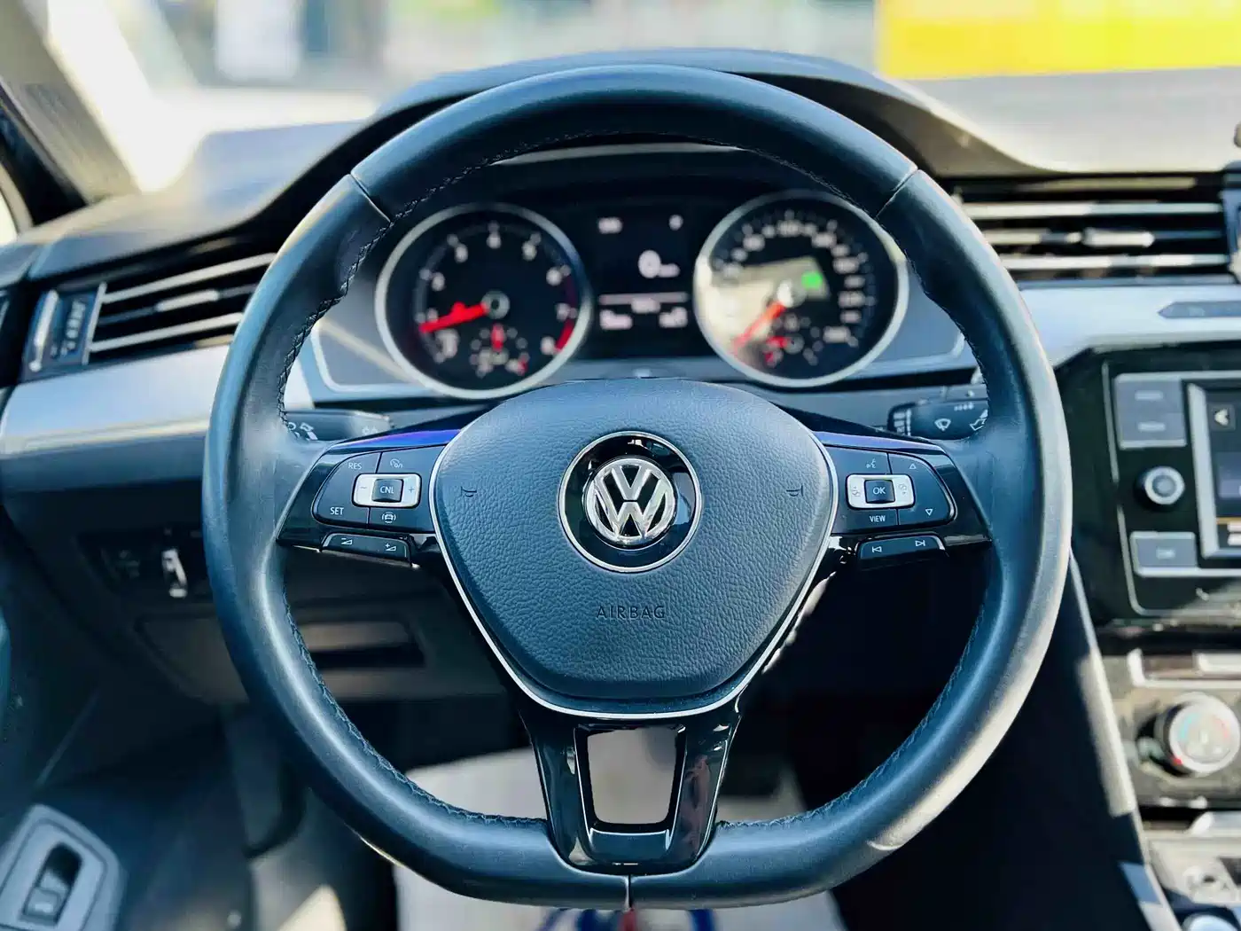 Volkswagen Magotan 2019 330TSI DSG Leading China VI фото 7