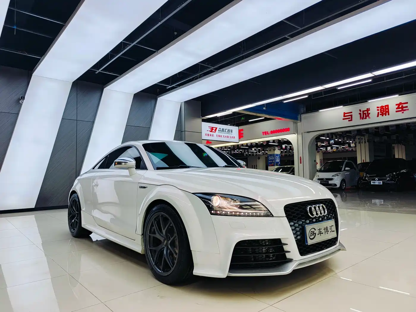 Audi TT 2011 TT Coupe 2.0TFSI фото 3