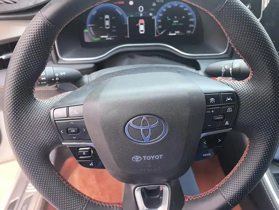 Toyota Avalon 2025 2024 Model Hybrid 2.5L XLE Prestige Edition