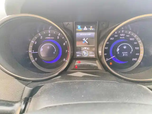 Changan CS75 2014 1.8T Automatic Elite China V — фото 4