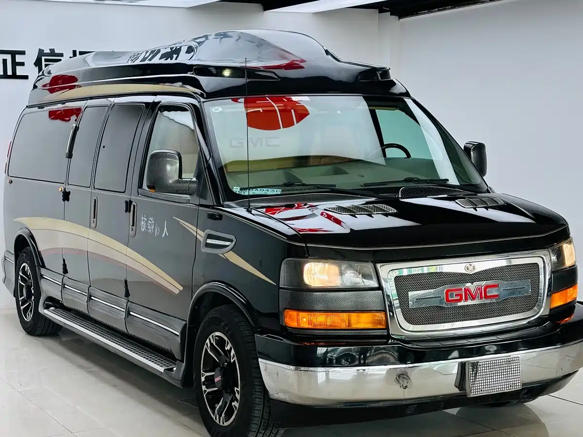 GMC Savana 2012 2011 6.0L Business Star 10-seater