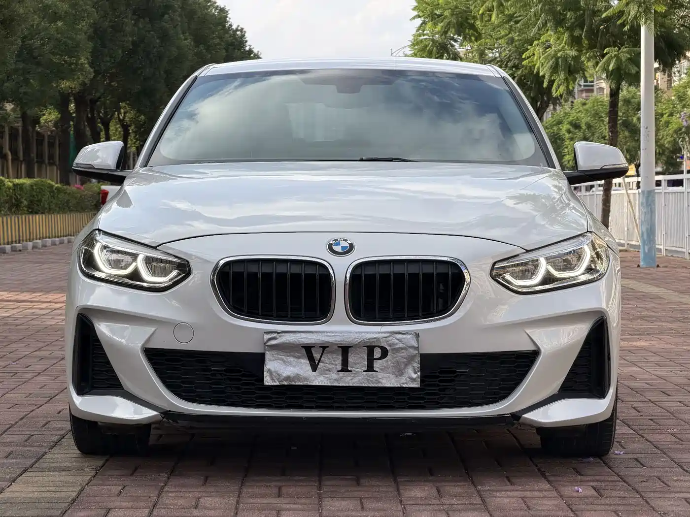 BMW 1 Series 2022 120i M Sport фото 2