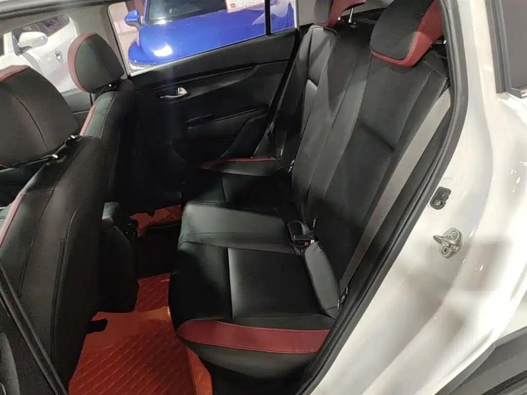 Kia KX CROSS 2018 1.6L Automatic Smart Sunroof Edition фото 17
