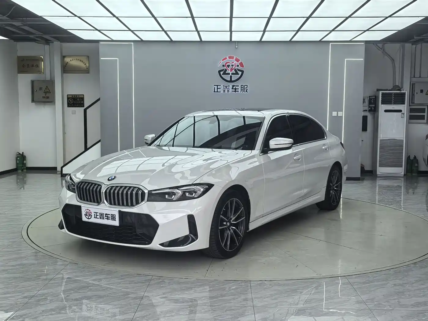 BMW 3 Series 2024 320Li M Sport Package