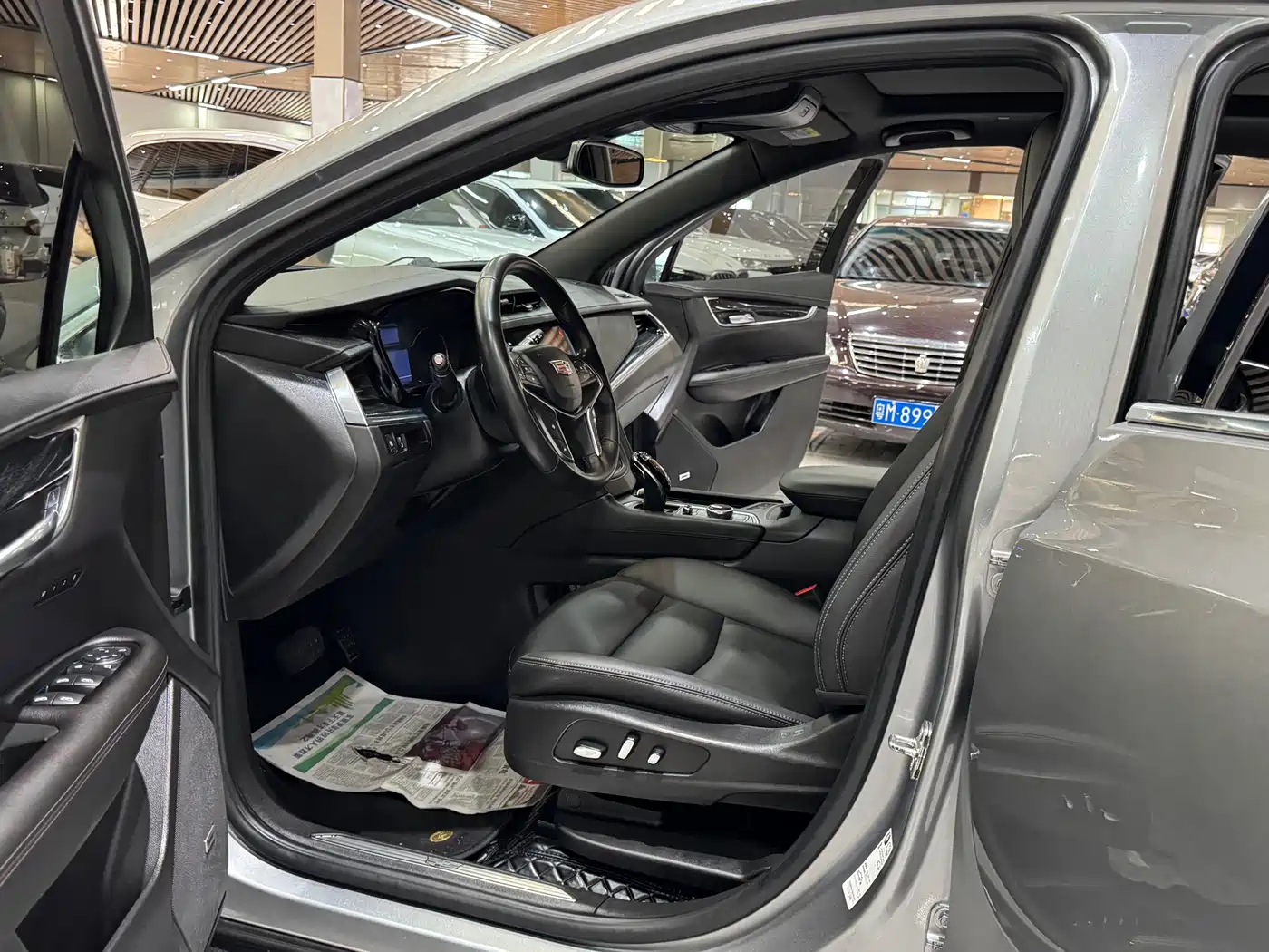 Cadillac XT5 2022 2.0T 2WD Luxury фото 18