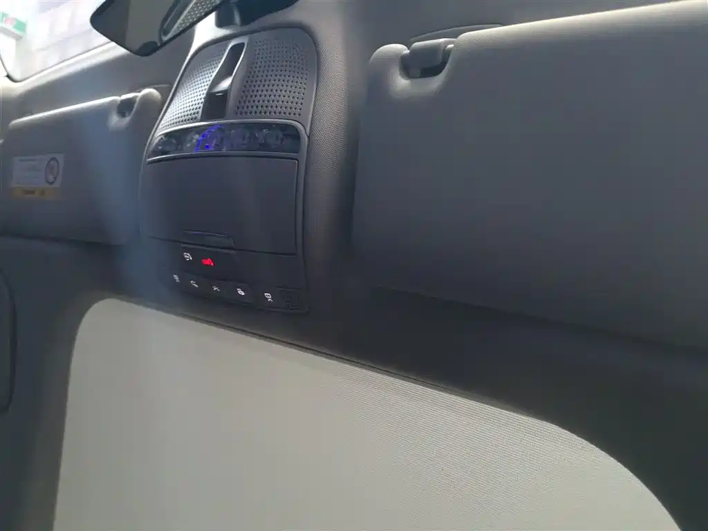 Mercedes-Benz E-Class 2023 E 300 L Luxury фото 18