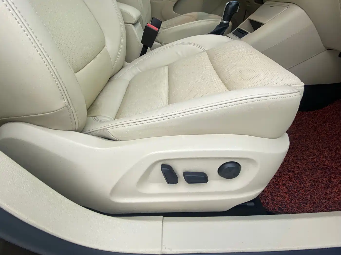 Volkswagen Tiguan 2013 1.8TSI Auto 4WD Luxury фото 13