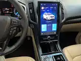 Фото 13 - Ford Edge