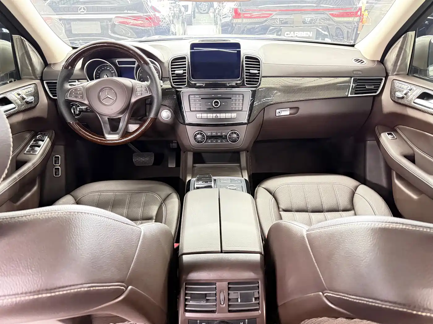 Mercedes-Benz GLS 2018 Facelift GLS 320 4MATIC фото 9