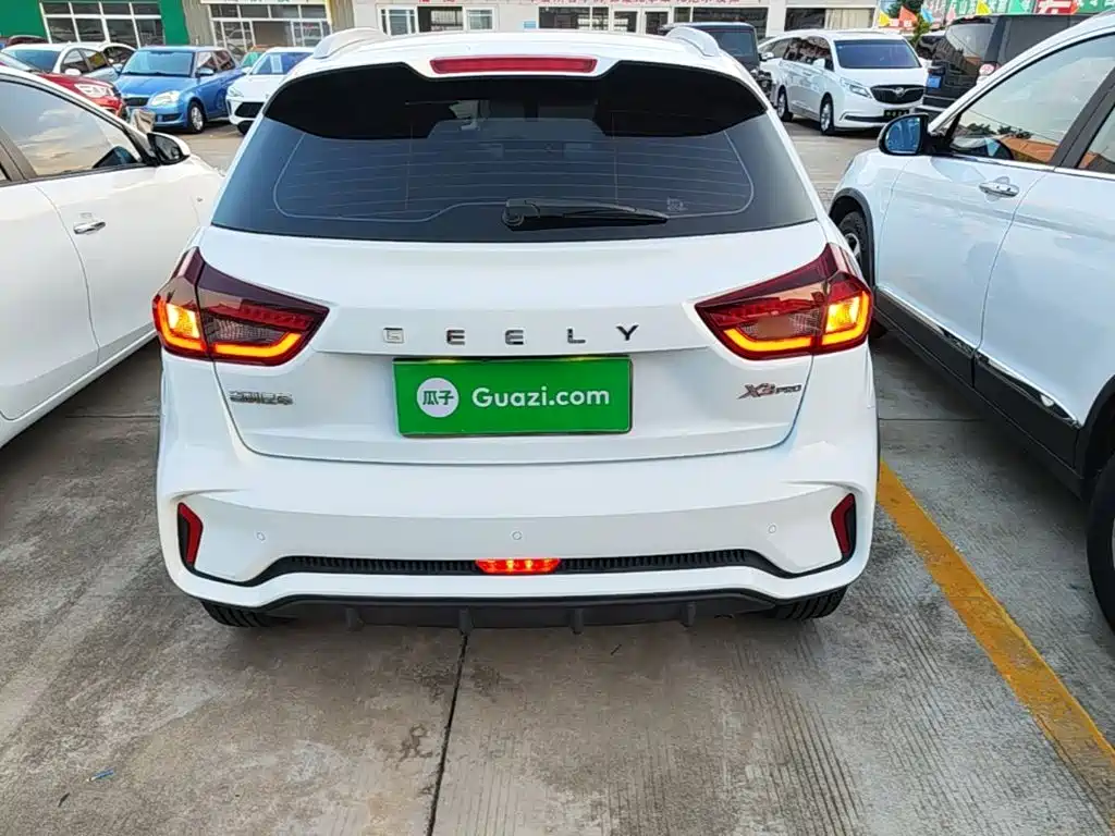 Geely Vision X3 2021 2021 PRO 1.5L CVT Premium