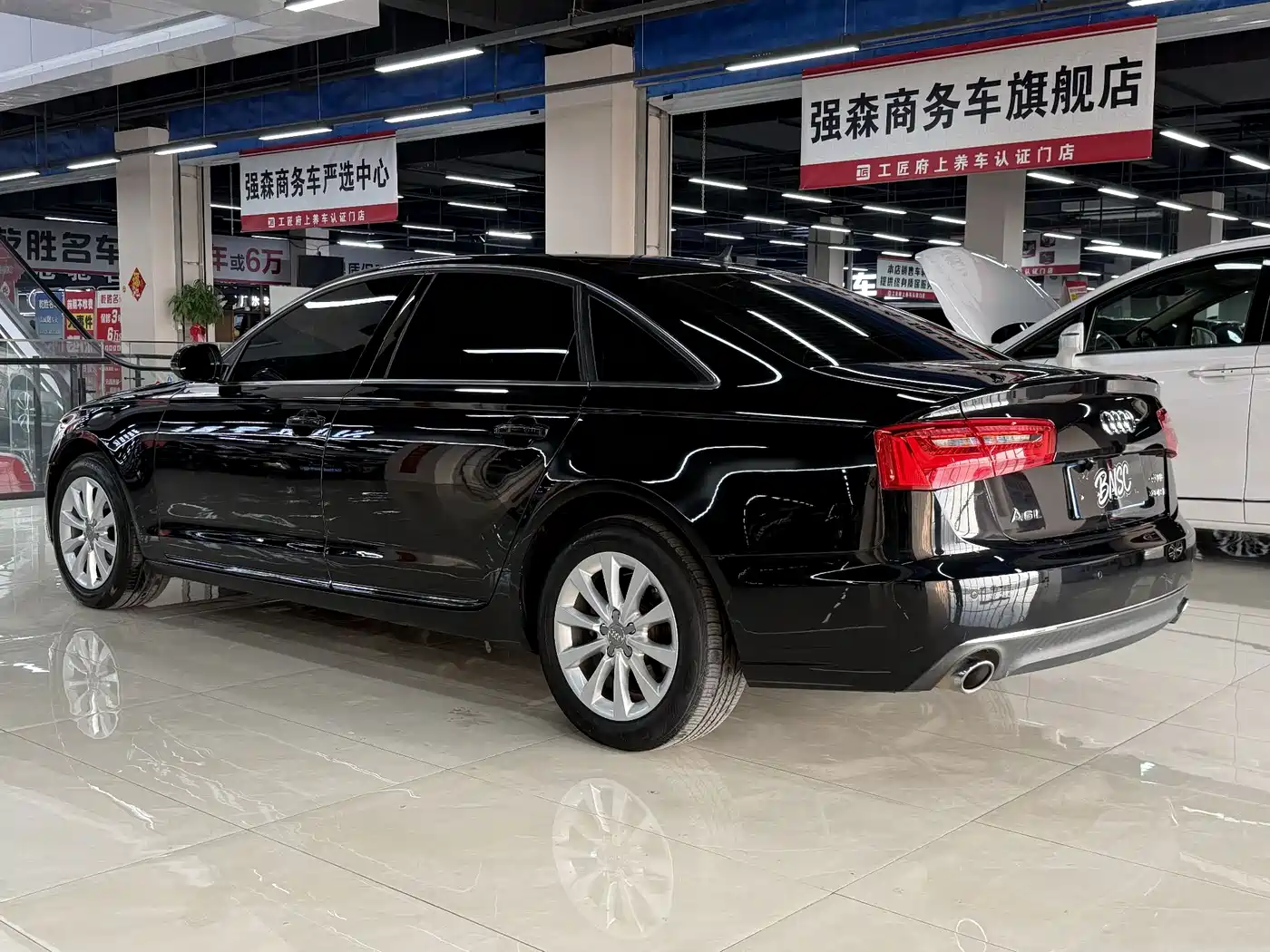 Audi A6L 2012 30 FSI Comfort фото 8