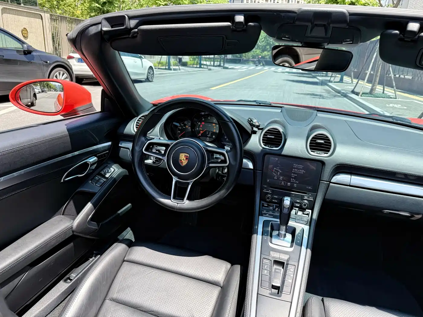 Porsche 718 2018 Boxster 2.0T фото 10