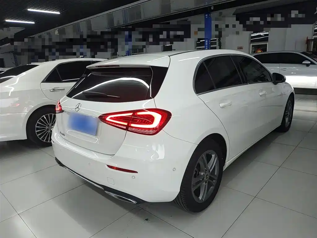 Mercedes-Benz A-Class (Import) 2019 A 200 Dynamic Version фото 23
