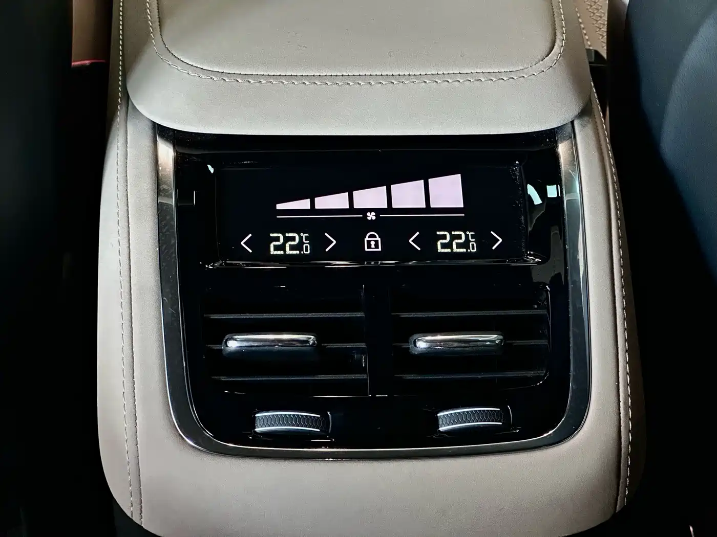 Volvo XC90 2026 2025 Facelift B6 Intelligent Luxury 6-Seater