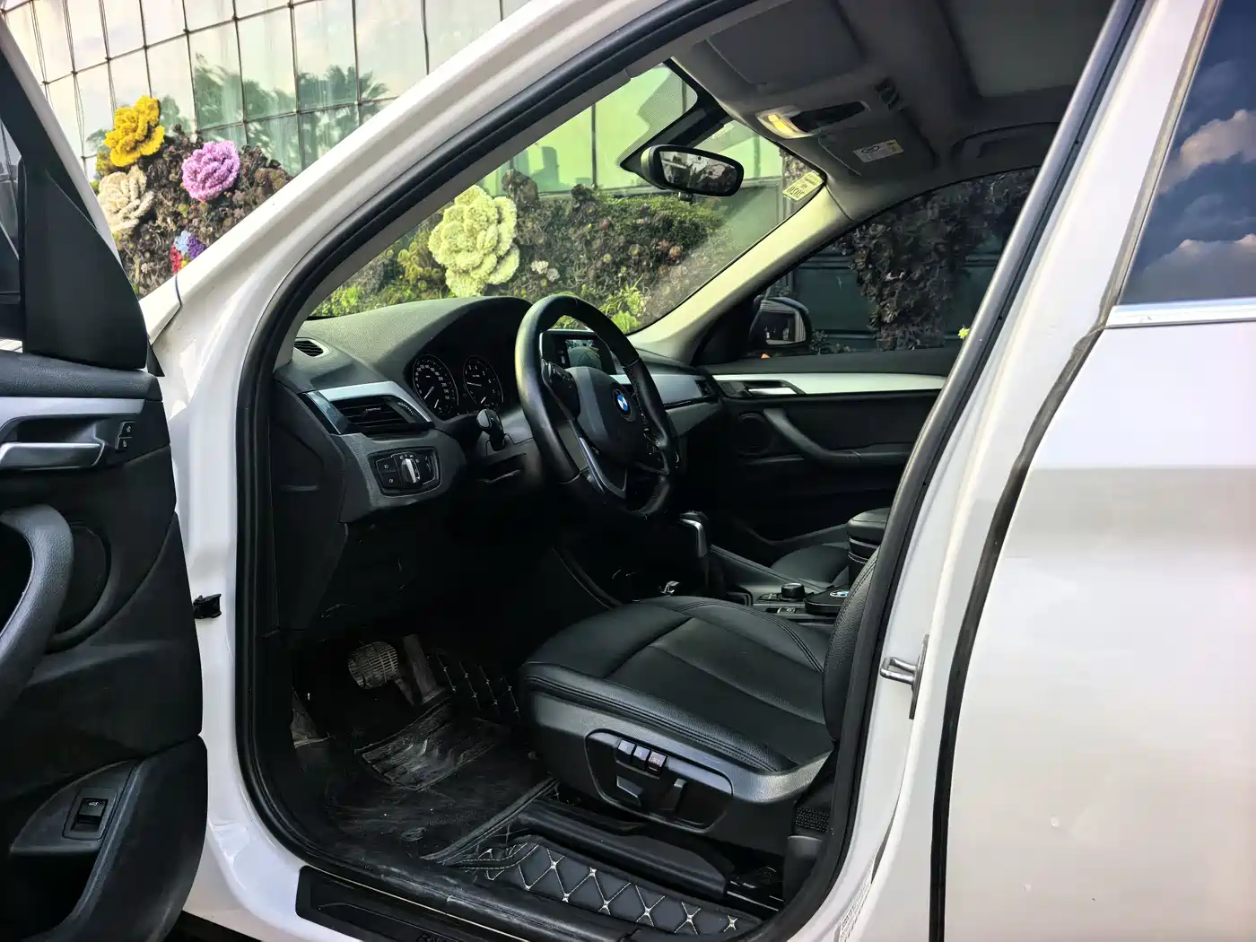 BMW X1 2018 sDrive20Li Leading Model фото 5