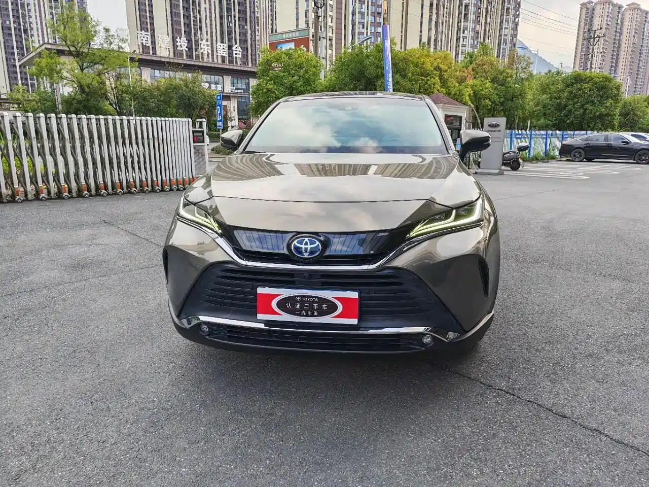 Toyota Lingfang HARRIER 2021 2022 Hybrid 2.5L CVT 4WD Flagship Edition
