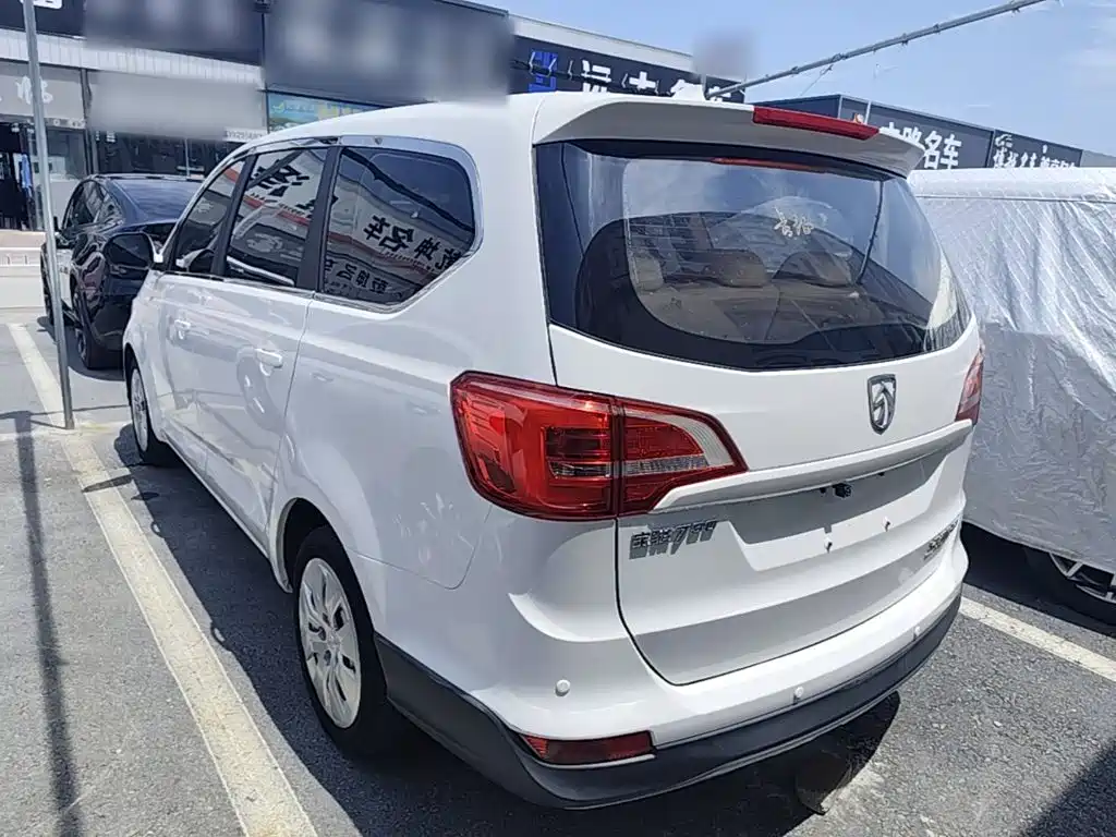 Фото 5 - Baojun 730