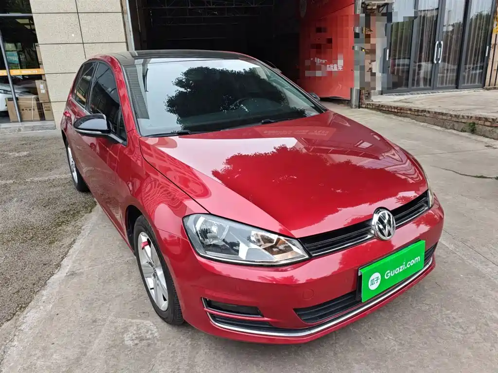 Volkswagen Golf 2017 230TSI Auto Comfort Millionth Anniversary Edition фото 4