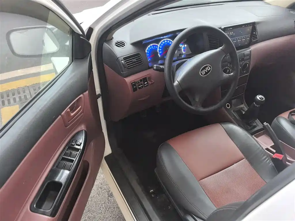 BYD F3 2012 Energy-saving Edition 1.5L Manual Comfort фото 13