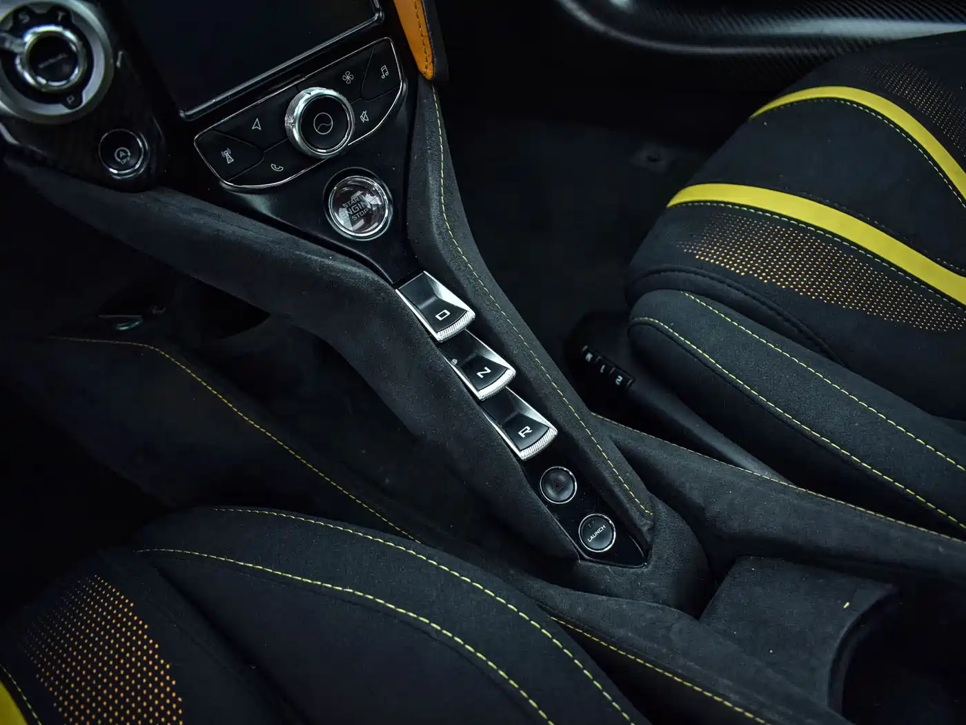 McLaren 720S 2019 4.0T Coupe фото 11