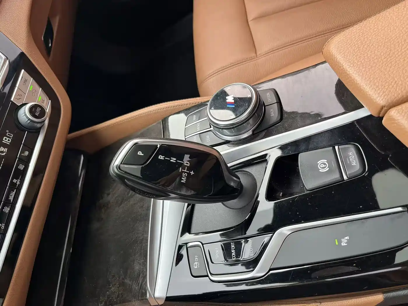 BMW 5 Series 2018 Facelift 530Li Leading M Sport Package фото 27