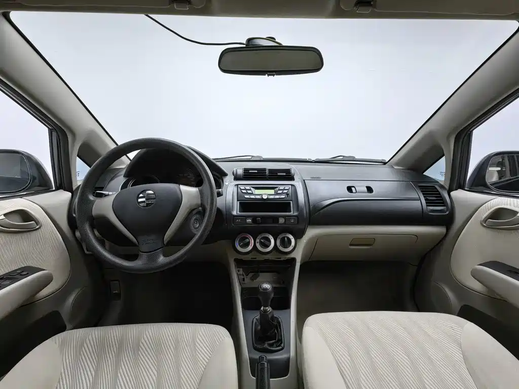 2015 Everus S1