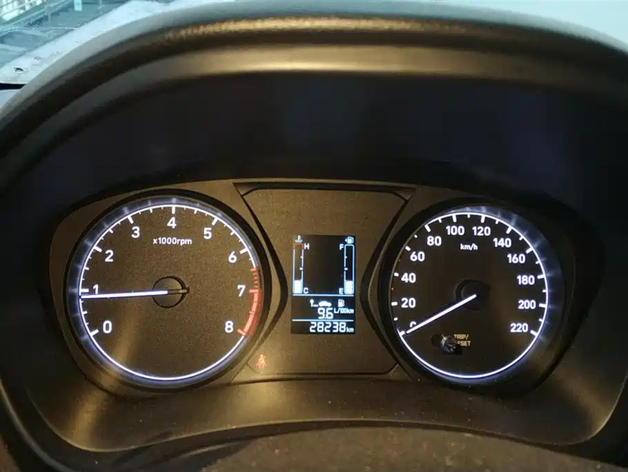 Hyundai Verna 2020 1.4L Manual GL Renewal Edition фото 14