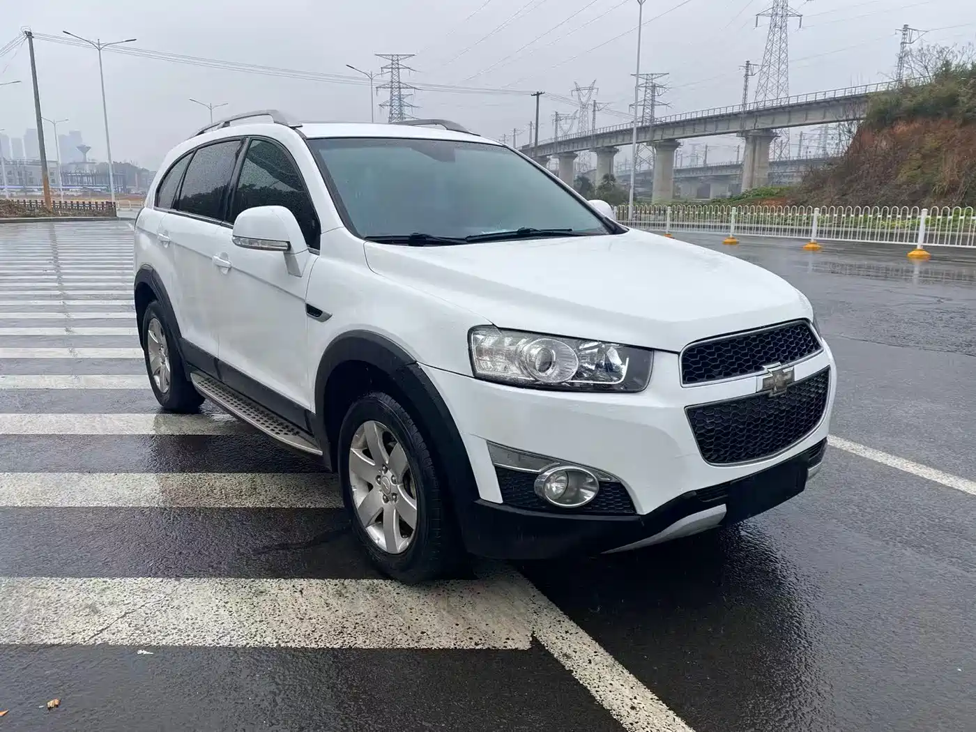 Chevrolet Captiva 2014 2.4L 2WD Urban 7-seater фото 3