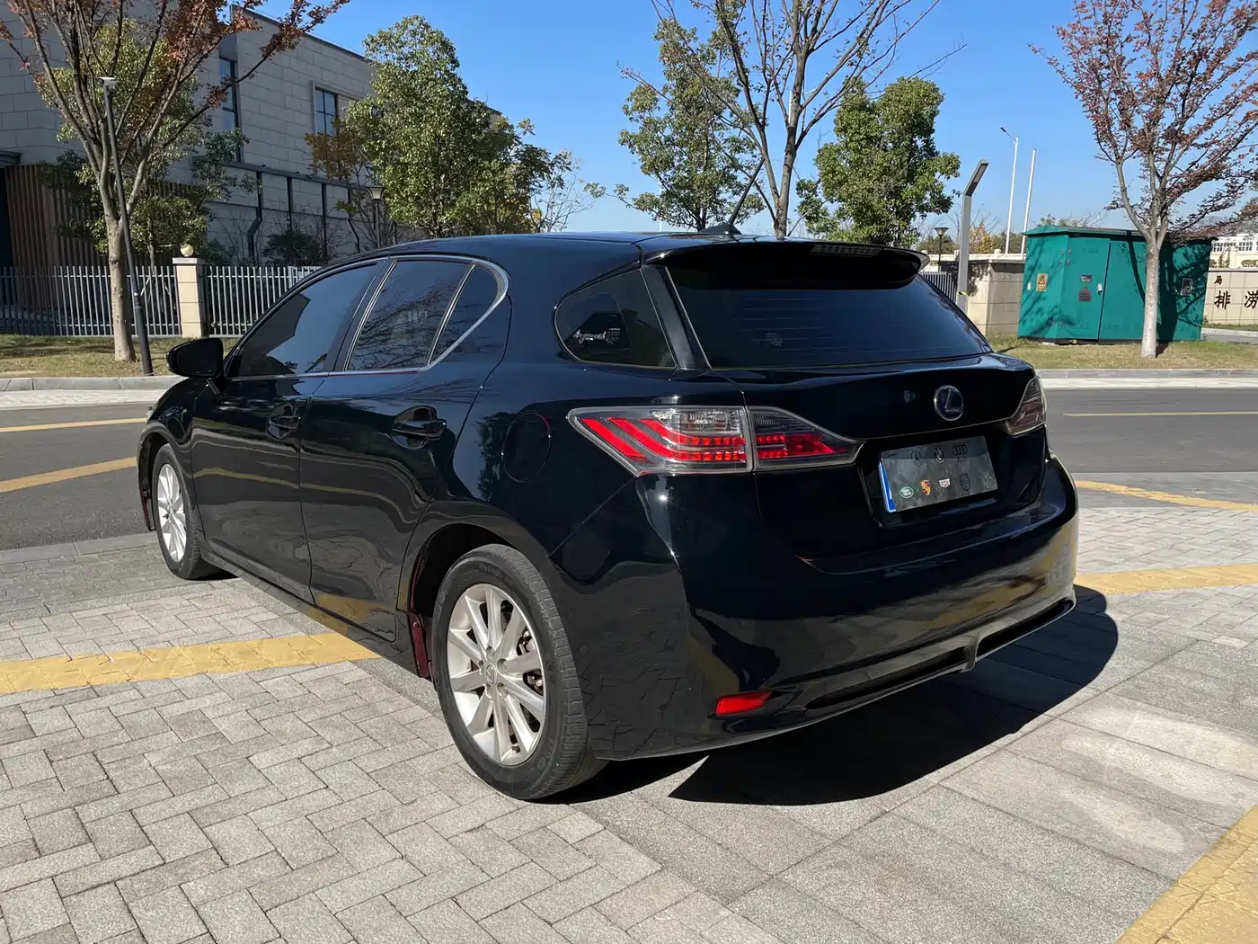 Lexus CT 2012 Model CT200h Elite Edition фото 7