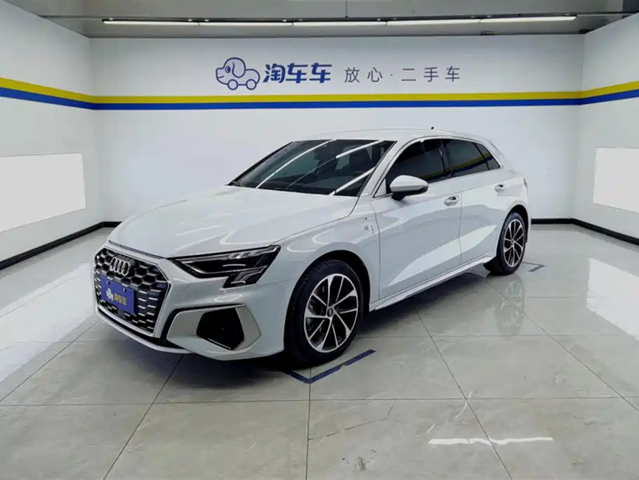 Audi A3 2024 Model Sportback 35 TFSI Progressive Sport