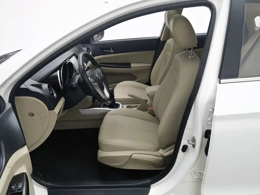 Changan Eado 2014 2014 1.6L Manual Luxury