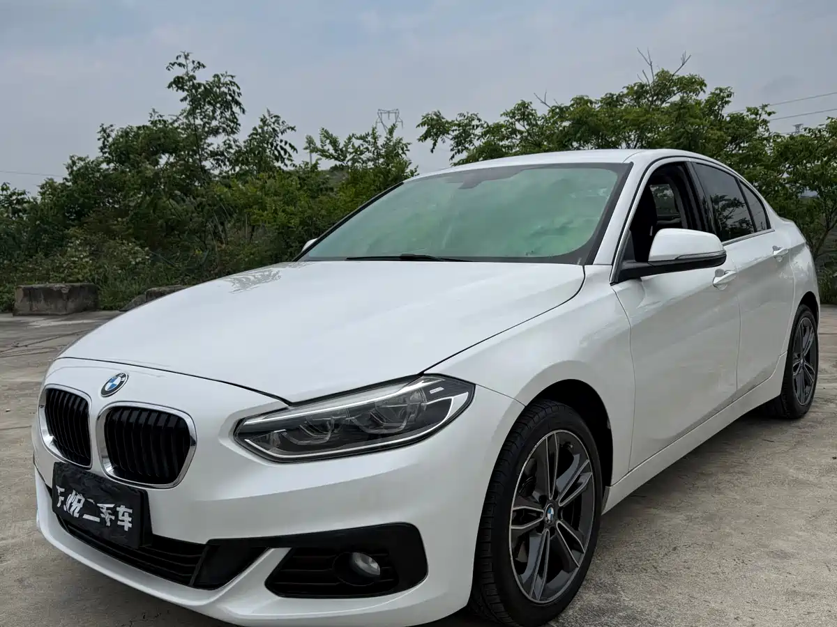 BMW 1 Series 2019 118i Fashion Edition