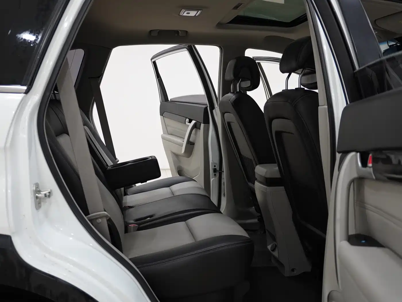 Chevrolet Captiva 2014 2014 2.4L 4WD Luxury 5-seater