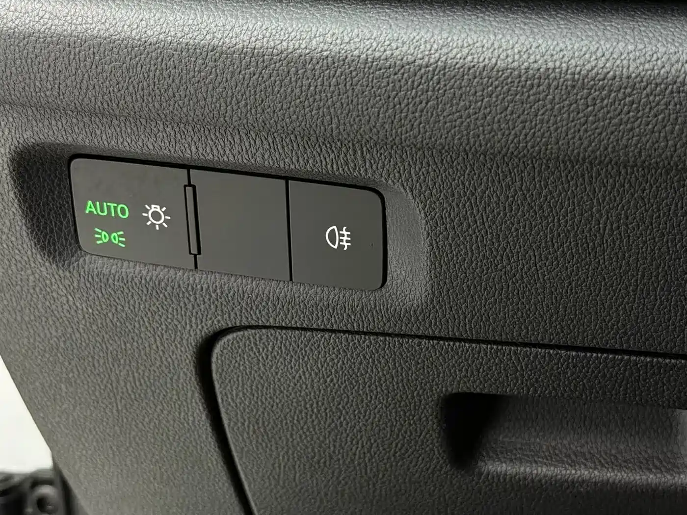 Škoda Octavia 2023 Facelift PRO TSI280 Premium Edition фото 10