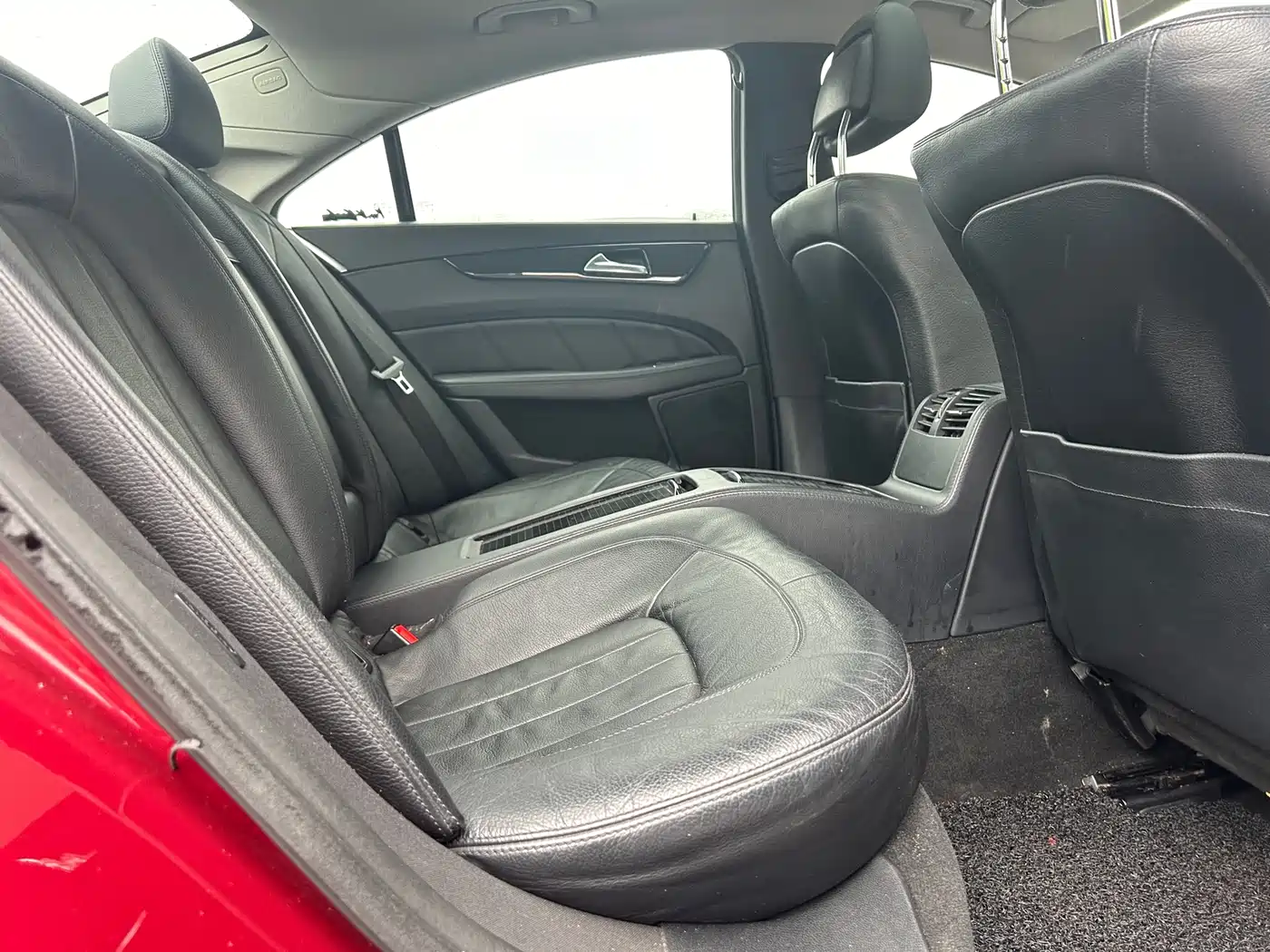Mercedes-Benz CLS 2012 CLS 300 CGI фото 9