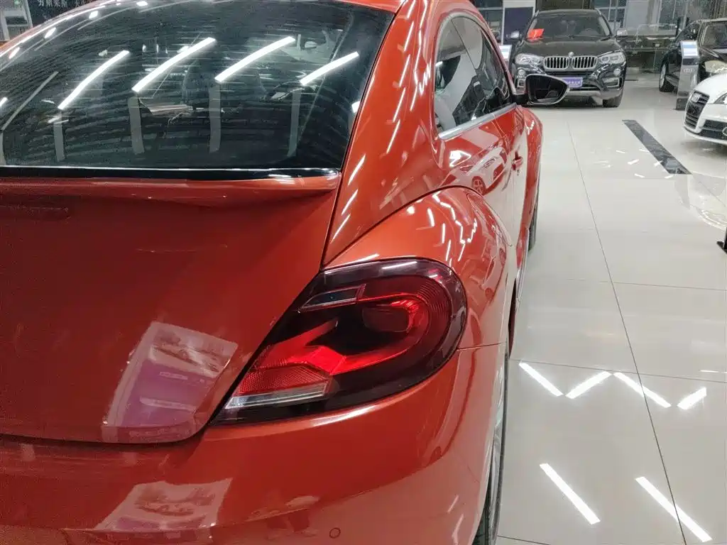 Volkswagen Beetle 2017 180TSI Style фото 8