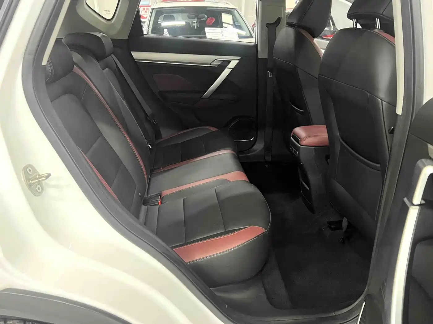 Geely Binyue 2021 1.4T DCT Diamond Edition 13