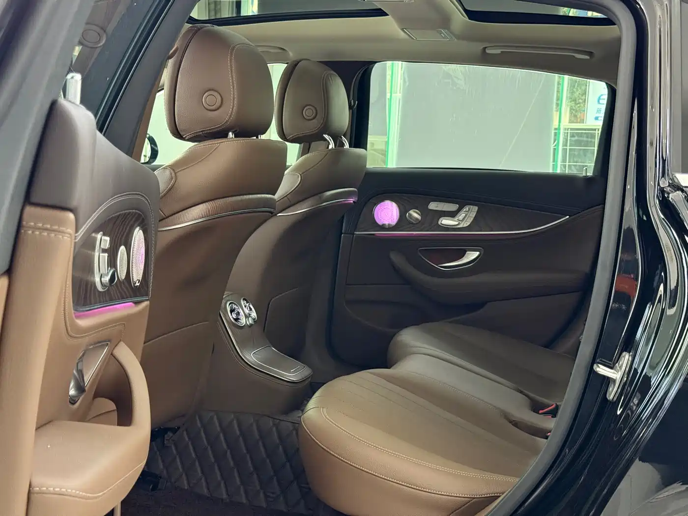 Mercedes-Benz E-Class 2021 E 300 L Luxury фото 5