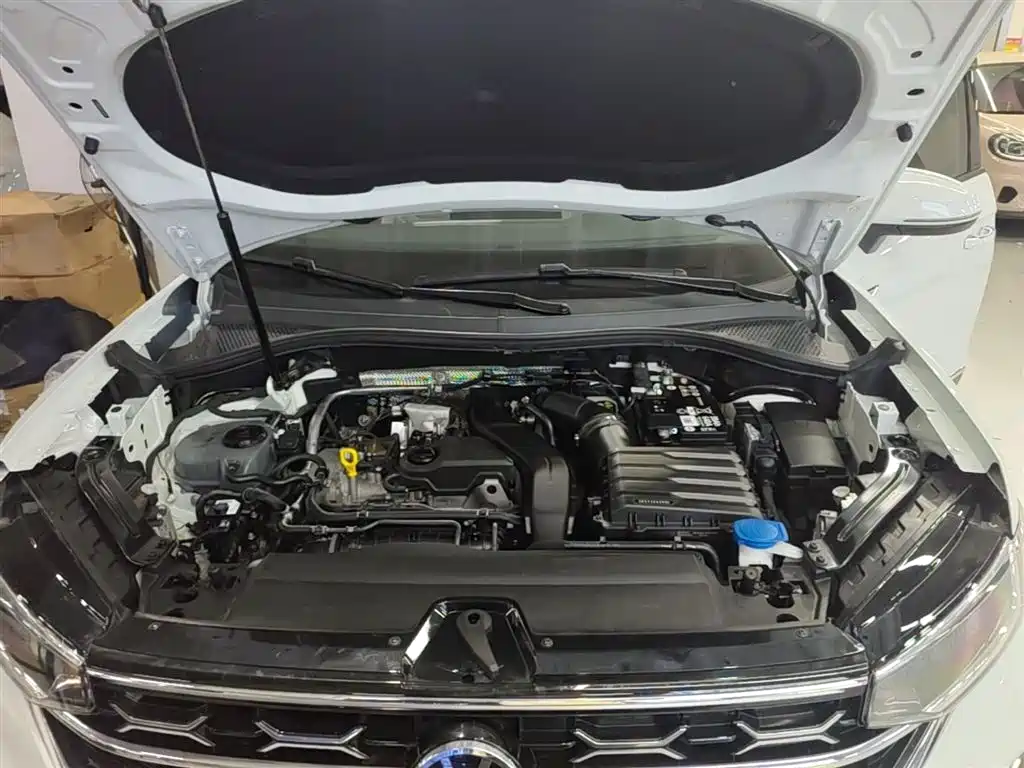 Volkswagen Tayron 2024 300TSI 2WD Luxury Plus Advanced фото 20
