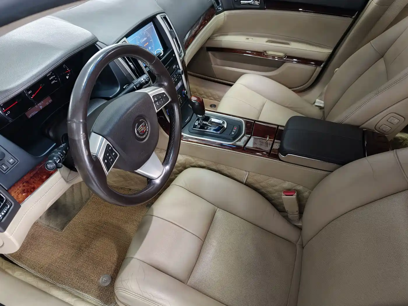 Cadillac SLS 2013 2012 2.0T Comfort