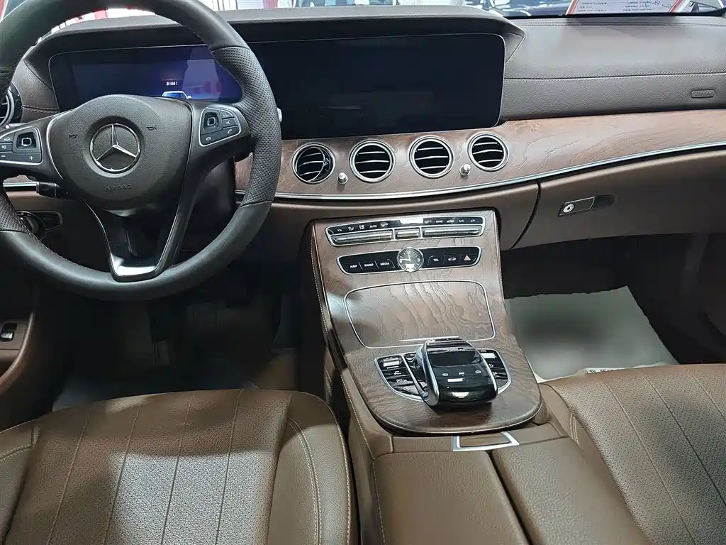 Mercedes-Benz E-Class 2018 Facelift E 300 L Luxury фото 6