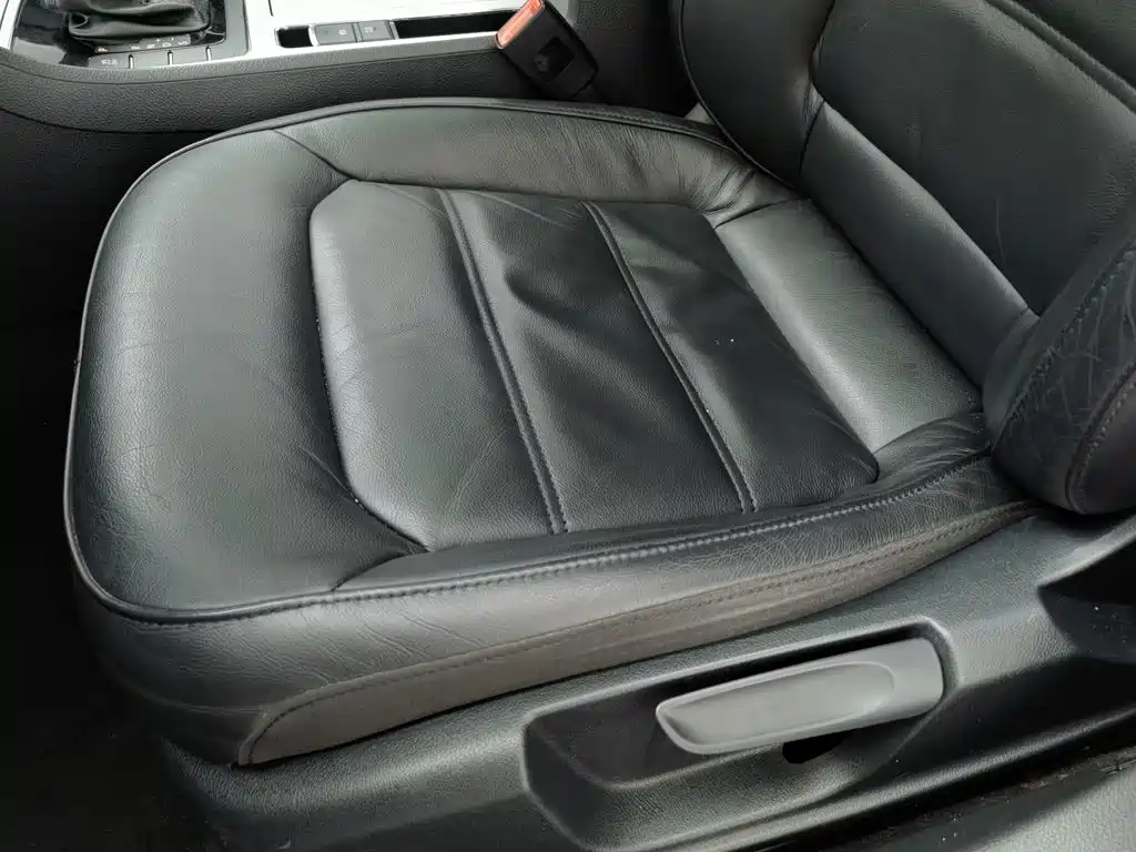 Фото 20 - Volkswagen Passat