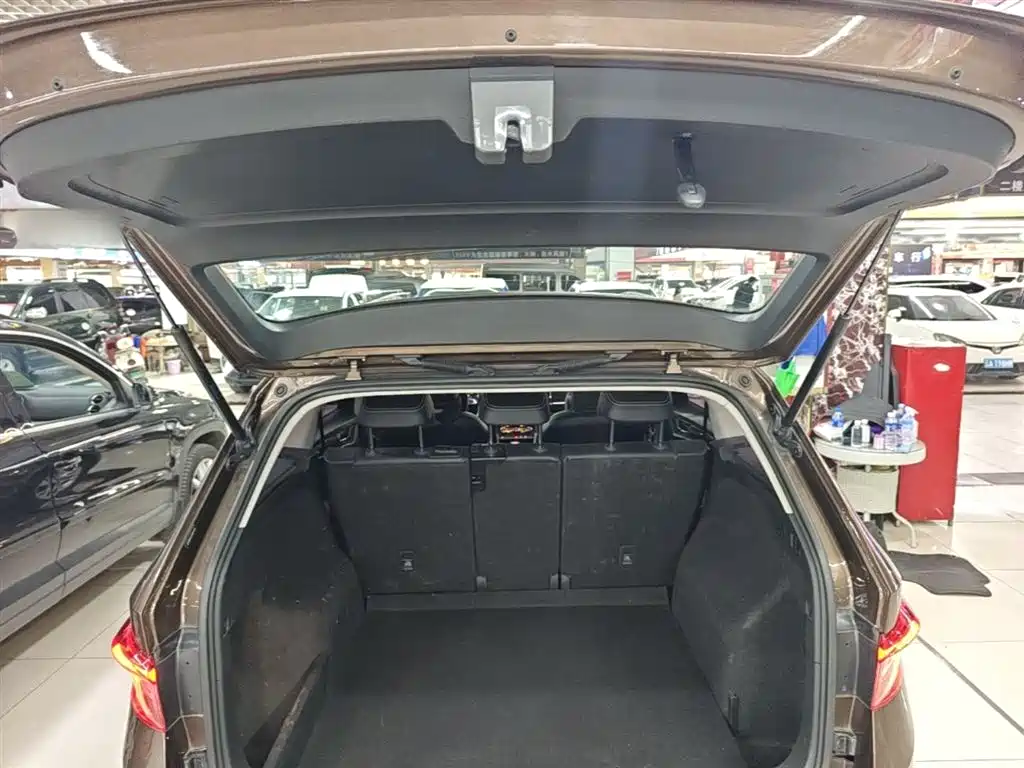 Škoda Kodiaq 2018 Facelift TSI330 5-seat 2WD Premium Luxury Edition фото 19