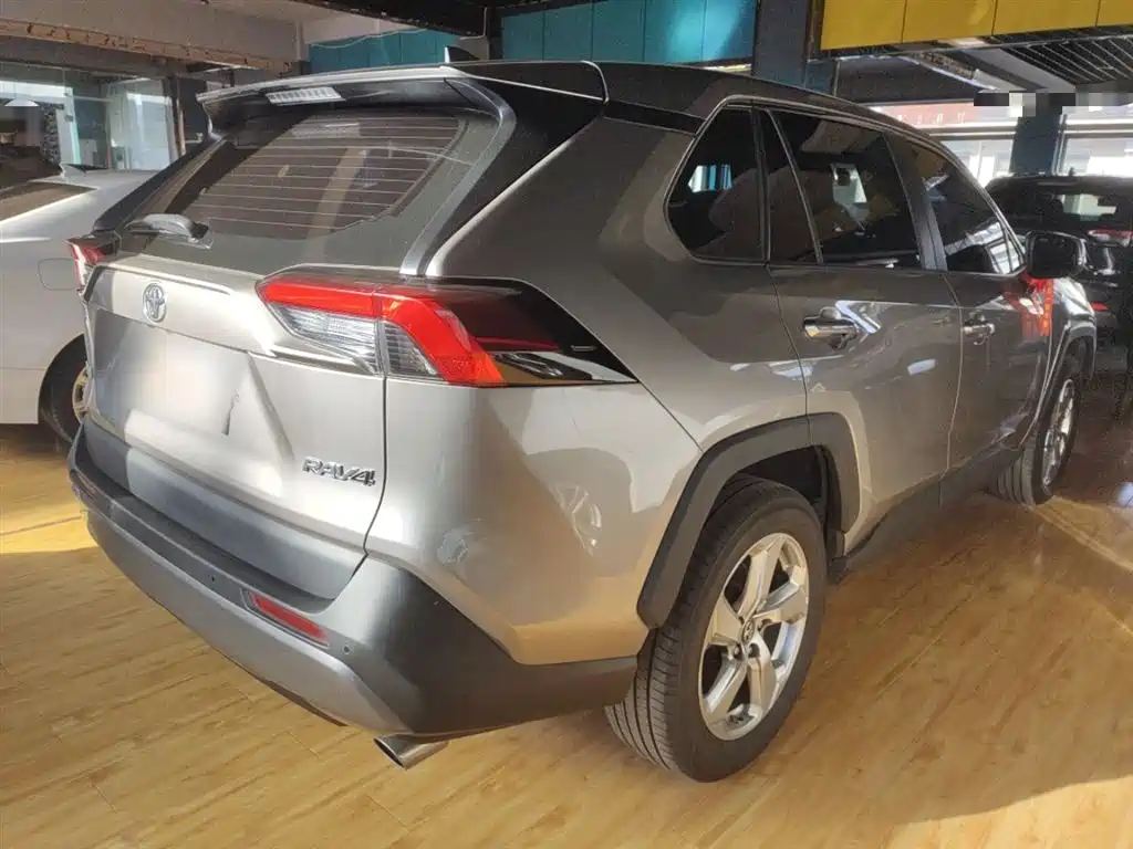 Toyota RAV4 Rongfang 2022 2.0L CVT 2WD Trend Plus Edition фото 7