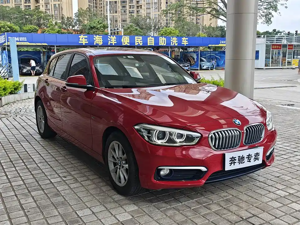 BMW 1 Series (Import) 2015 118i Urban Design Package фото 3