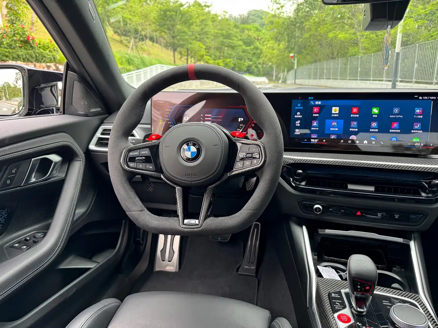 BMW M2 2024 M2 фото 16