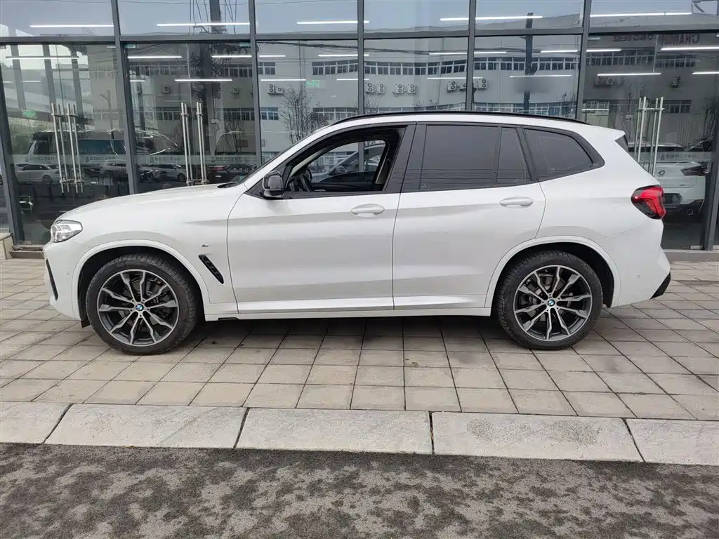BMW X3 2023 Facelift xDrive30i Leading M Night Package фото 4