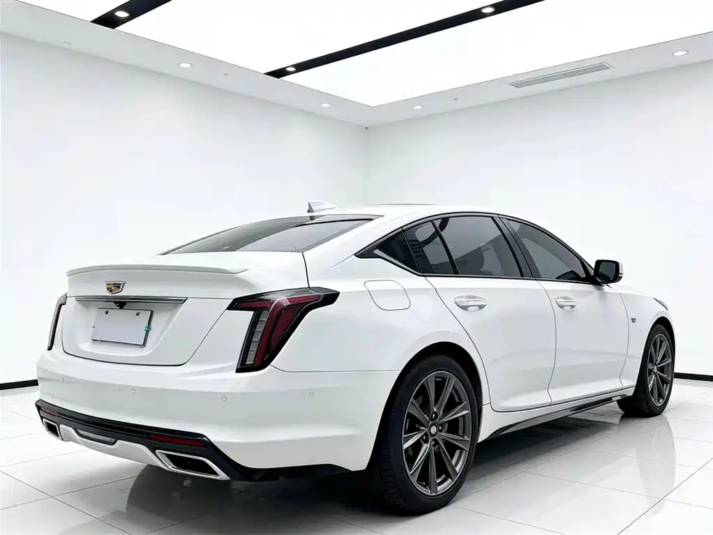 Cadillac CT5 2023 28T Platinum Style фото 4