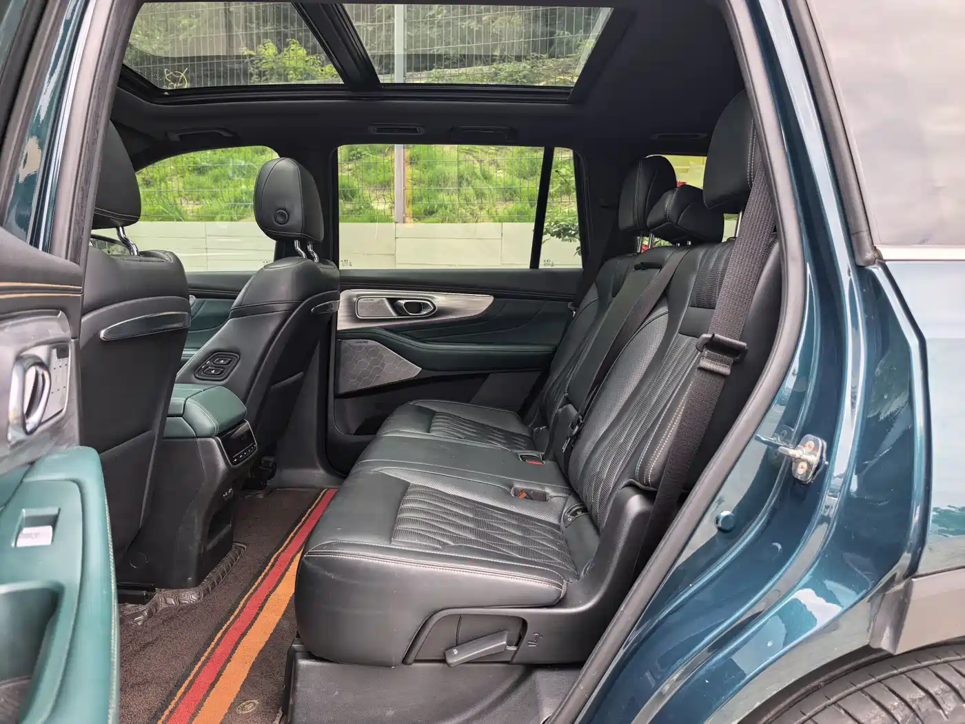 GAC Trumpchi Trumpchi GS8 2022 Pilot Series 2.0TGDI 2WD Premium Edition (7-Seater) фото 9